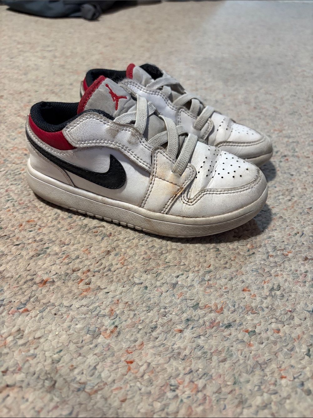 Kids' White and Red Low-Top Sneakers
